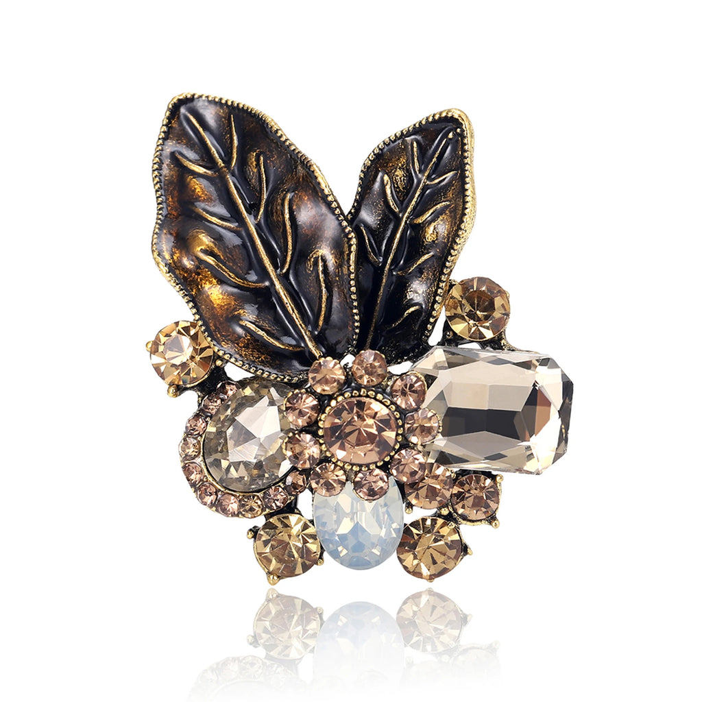 Beaut&Berry Luxury Crystal Leaf Brooches for Women Unisex Plant Pins Casual Party Accessories New Year Gifts Friends Decoration